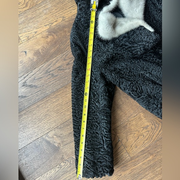 Vintage Curly Lamb and Mink Jacket - Picture 9 of 9